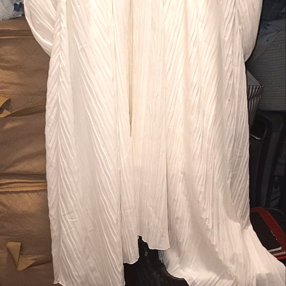 EXPRESS Cream Colored Textured Deep V Gorgeous Goddess Dress! SIZE 14. - Picture 5 of 7